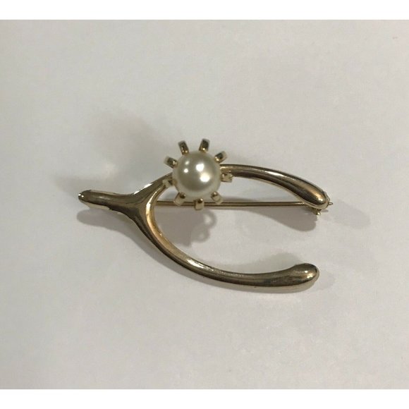 VINTAGE WISHBONE BROOCH GOOD LUCK SYMBOL GOLD TONE METAL PIN FAUX PEARL - Picture 2 of 7